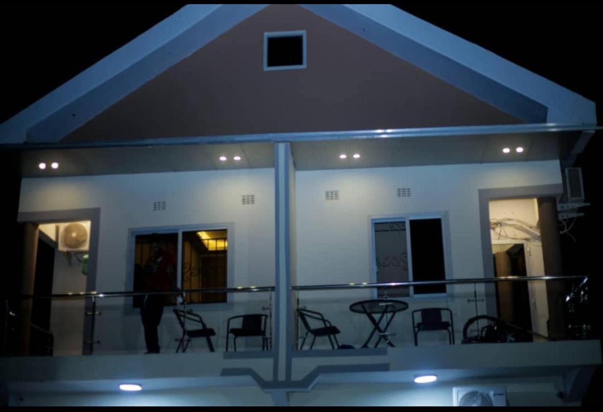 Owandja House Lubumbashi Hotel ภายนอก รูปภาพ
